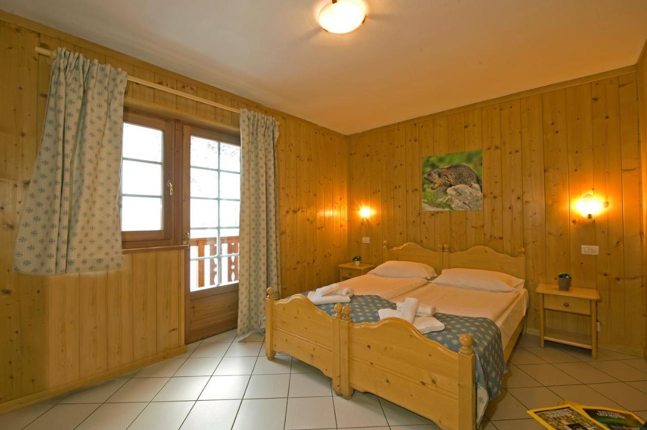 Hotel Aalts Dorf Riale  Exteriér fotografie