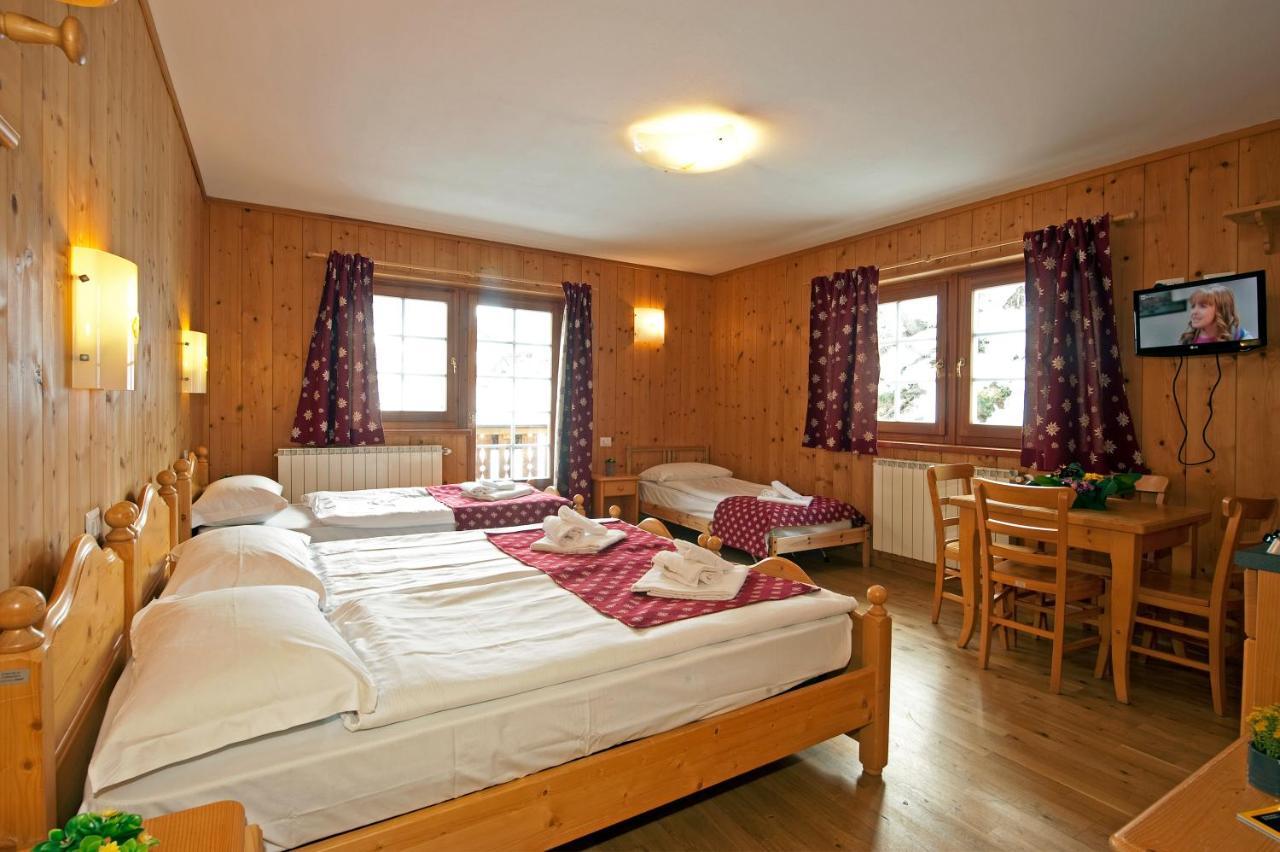 Hotel Aalts Dorf Riale  Exteriér fotografie