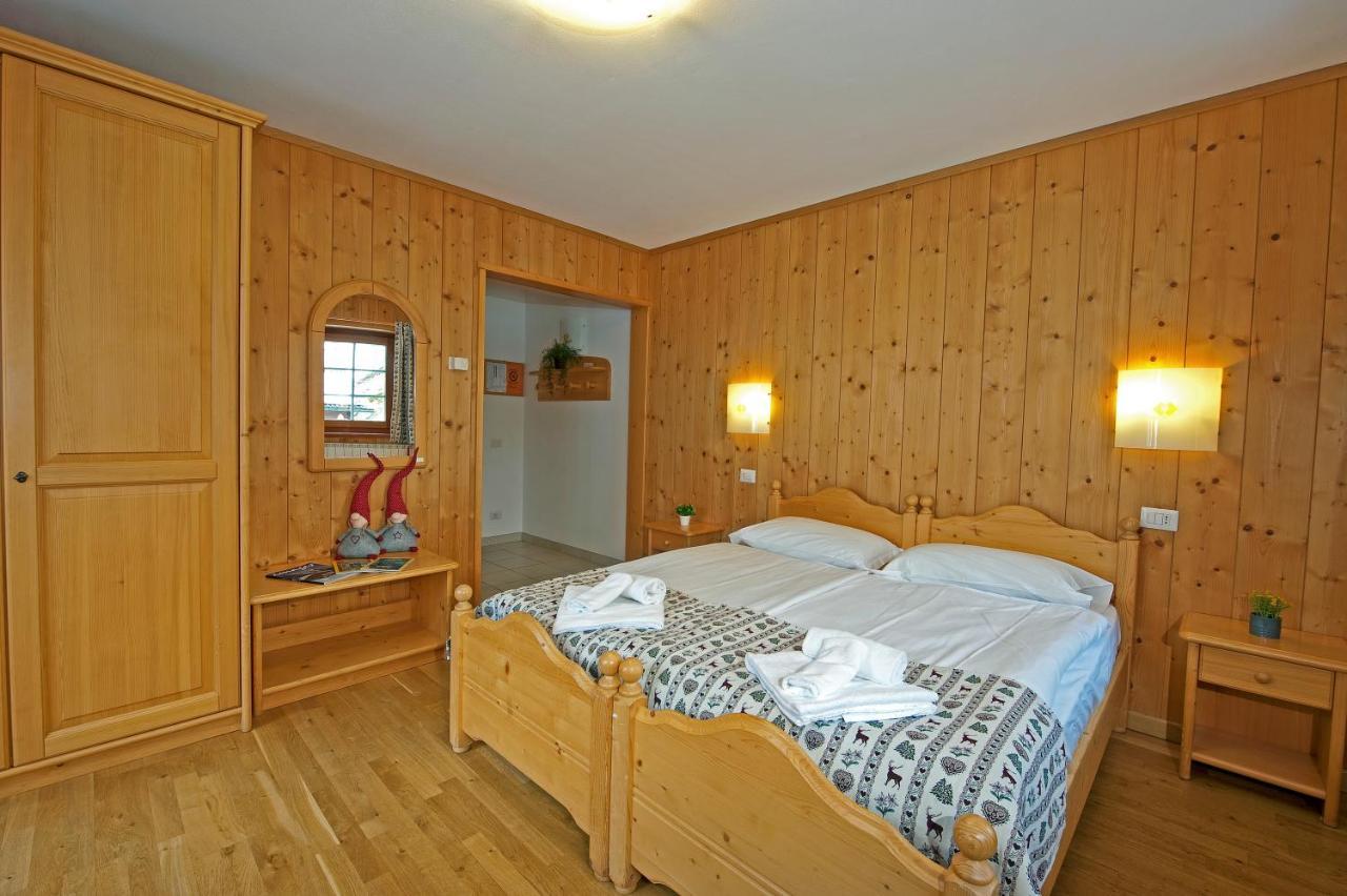 Hotel Aalts Dorf Riale  Exteriér fotografie