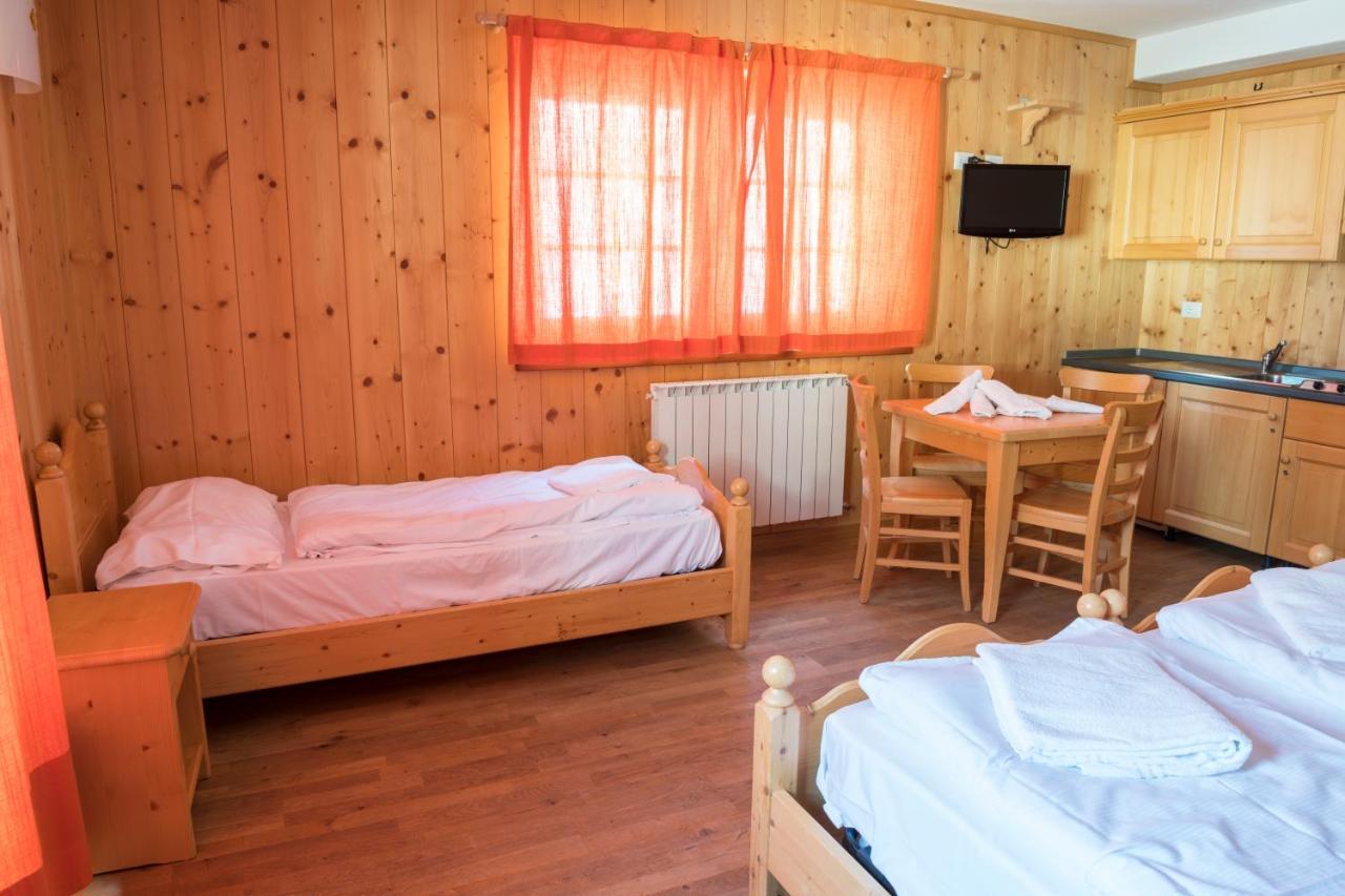 Hotel Aalts Dorf Riale  Exteriér fotografie